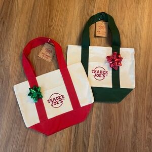 NWT Set of 2 Trader Joe's Mini Canvas Tote Bags in Holiday red and green colors